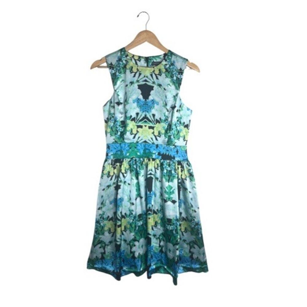 Vince Camuto Fit Flare Dress Floral Blue Black Size 4 High Neck Lined Zip Close